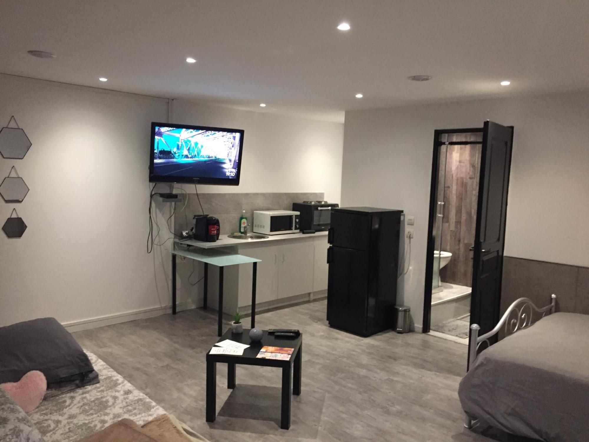 Studio Ensoleille Sur Montpellier Luaran gambar